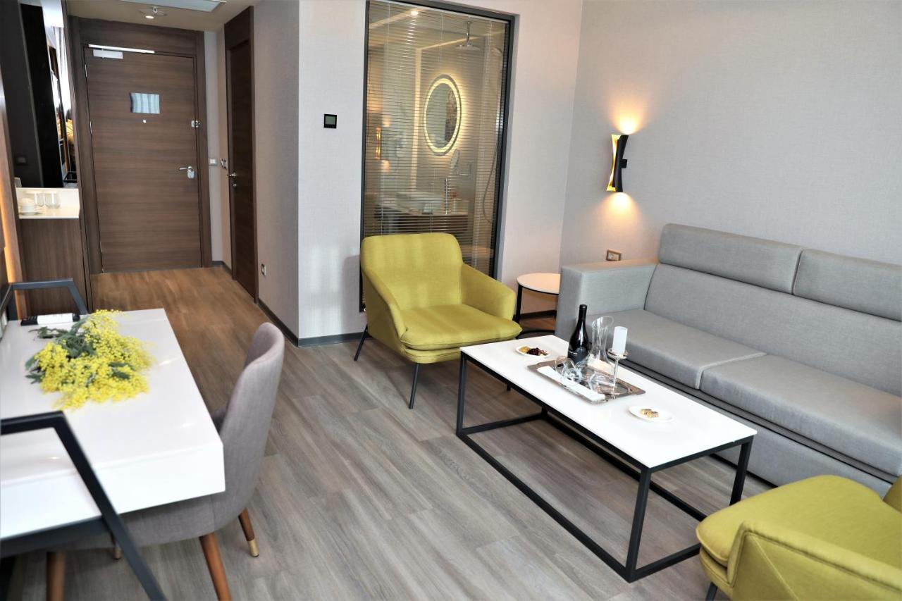 Limak Skopje Luxury Hotel Екстериор снимка Suite