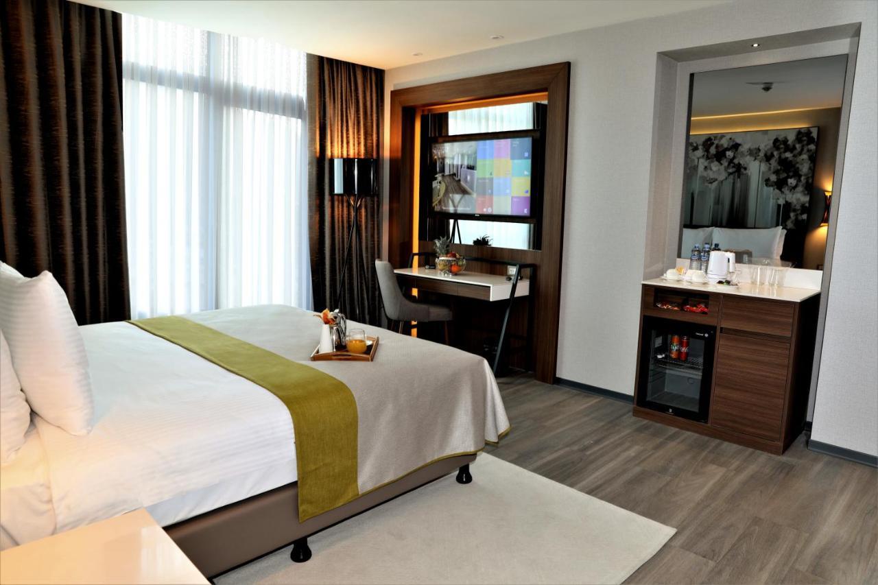 Limak Skopje Luxury Hotel Екстериор снимка A room at the hotel