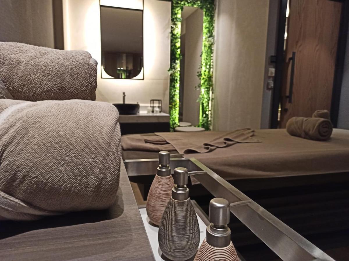 Limak Skopje Luxury Hotel Екстериор снимка A spa in Bangkok, Thailand