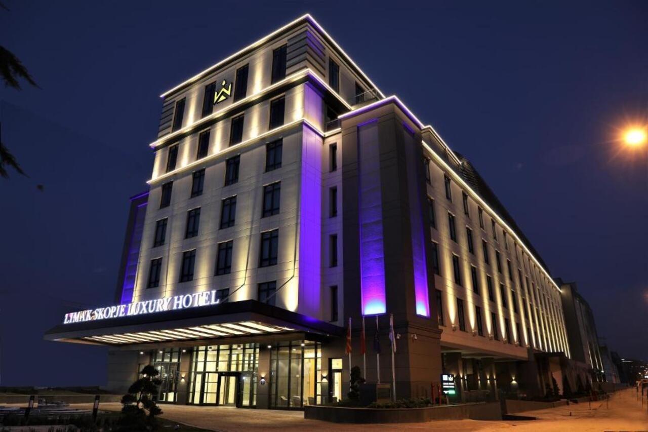Limak Skopje Luxury Hotel Екстериор снимка Mercure Baku