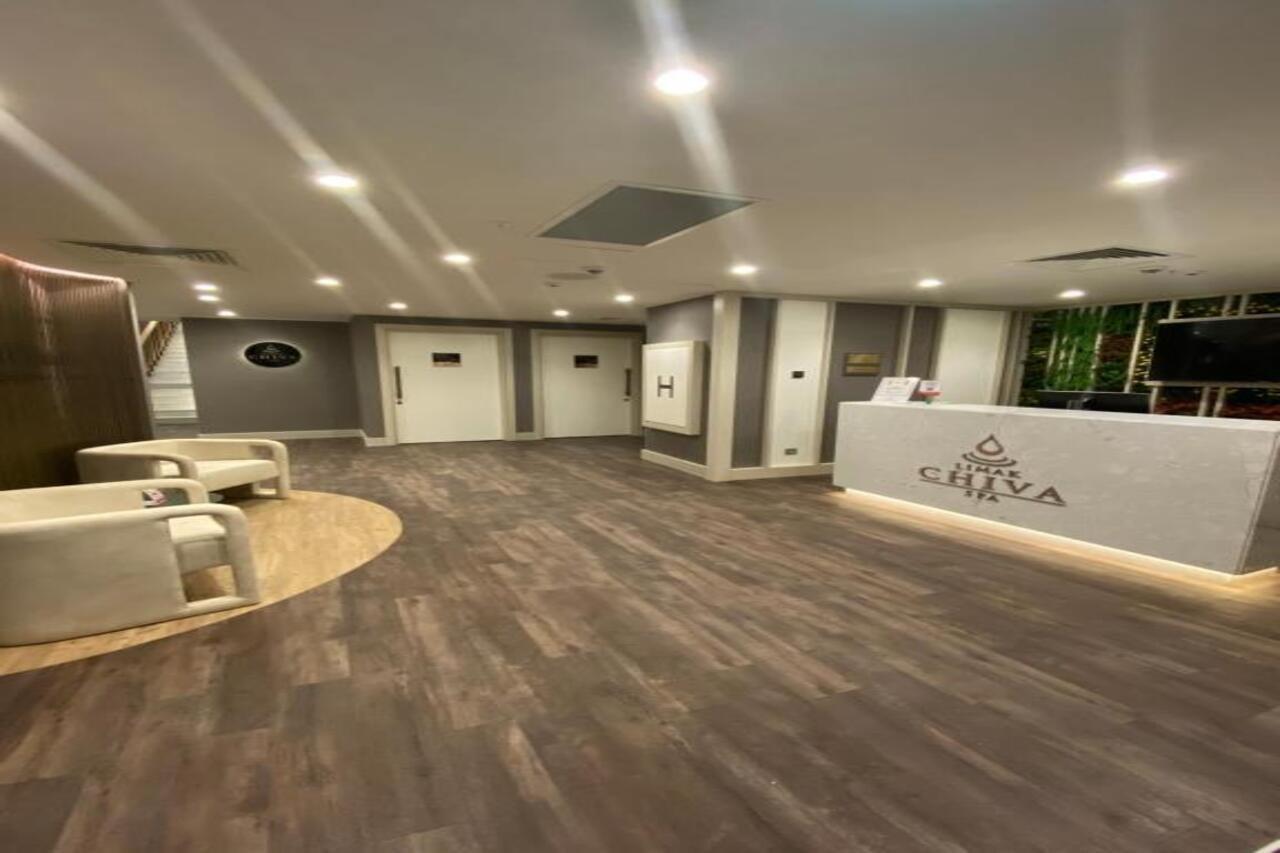 Limak Skopje Luxury Hotel Екстериор снимка The reception area of the new CIMA building